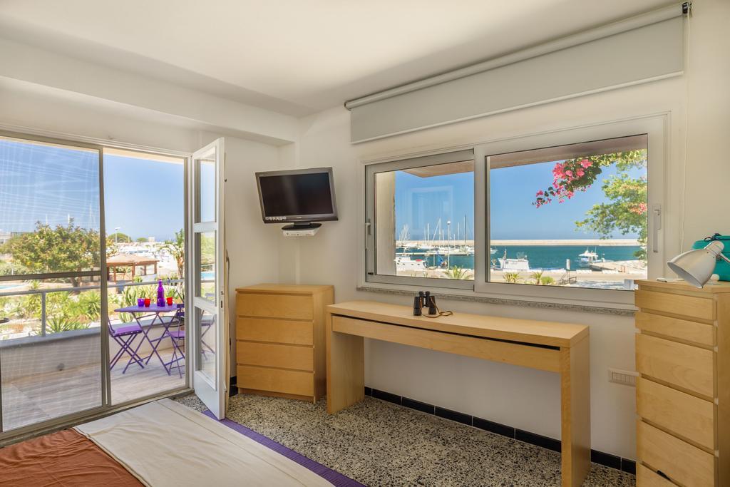 Hotel Residence Hibiscus La Caletta Exterior foto